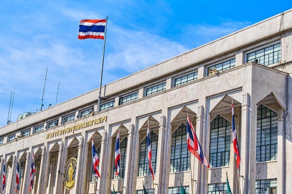 Alameda Suites Hotel Bangkok Exterior photo